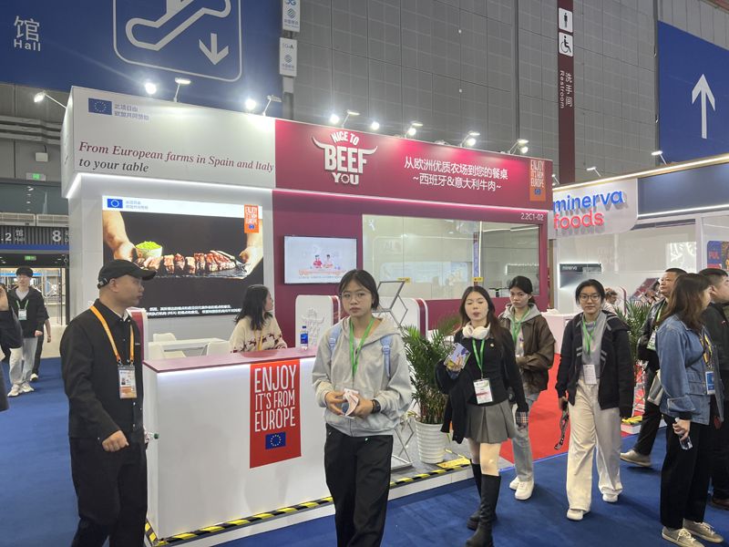 北京異地傳統(tǒng)汽車展大型展臺搭建